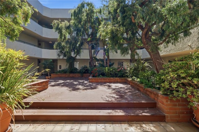 3544 S Centinela 107, Los Angeles, CA 90066 — photo 5 of 47