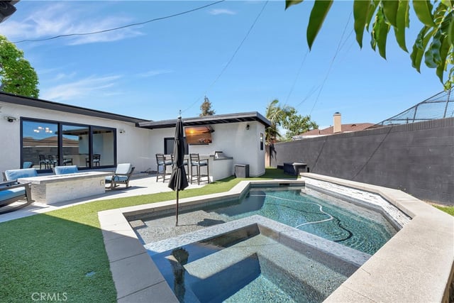 2916 Charlemagne Avenue, Long Beach, CA 90815 — photo 23 of 24
