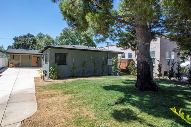 1701 N Oxford, Pasadena, CA 91104 — photo 4 of 65