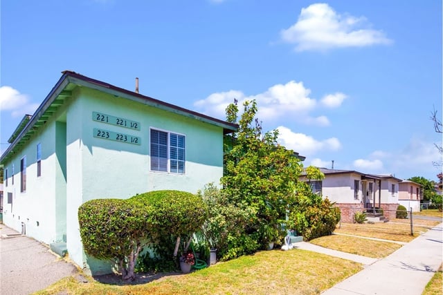 221 S Bushnell Avenue, Alhambra, CA 91801 — photo 11 of 41