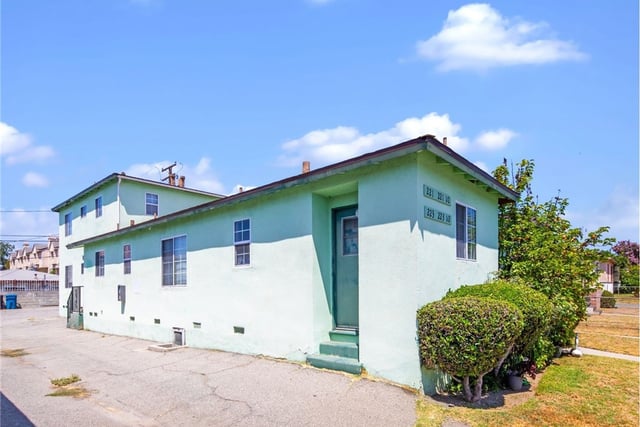 221 S Bushnell Avenue, Alhambra, CA 91801 — photo 13 of 41