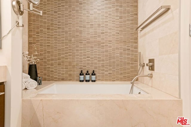 1755 Ocean Avenue 412, Santa Monica, CA 90401 — photo 16 of 32