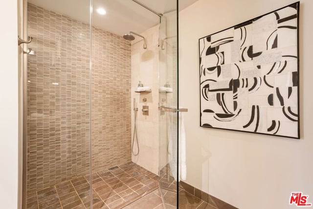 1755 Ocean Avenue 412, Santa Monica, CA 90401 — photo 17 of 32