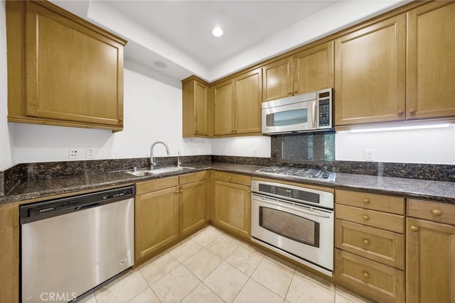 128 N Oak Knoll 111, Pasadena, CA 91101 — photo 25 of 52