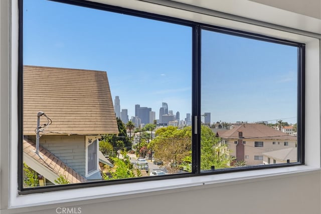 728 E Kensington Road, Los Angeles, CA 90026 — photo 10 of 15