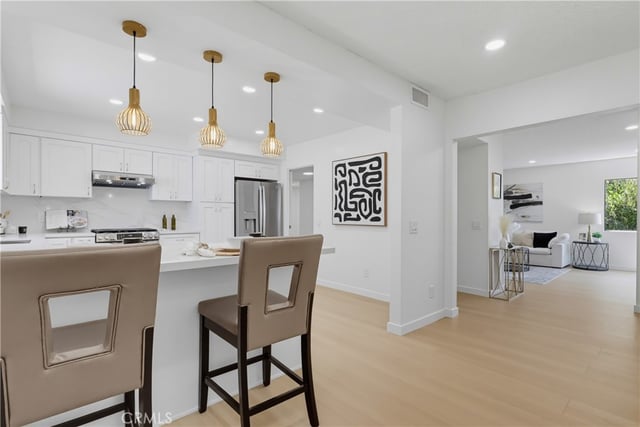 728 E Kensington Road, Los Angeles, CA 90026 — photo 8 of 15