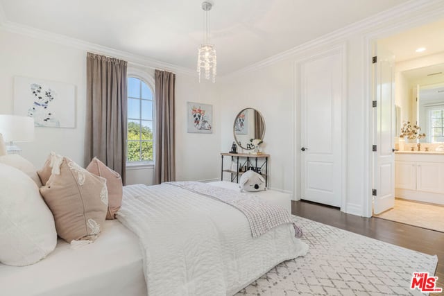 4131 Prado De Los Caballos, Calabasas, CA 91302 — photo 23 of 32