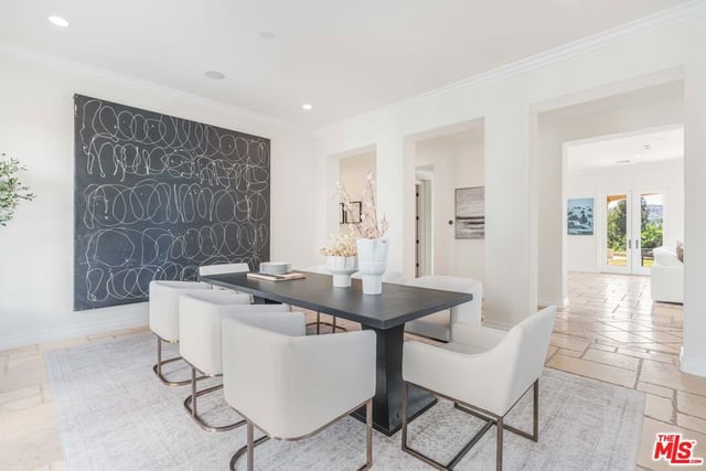 4131 Prado De Los Caballos, Calabasas, CA 91302 — photo 5 of 32