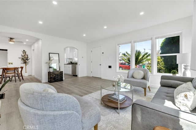 1136 E 71st, Long Beach, CA 90805 — photo 8 of 47