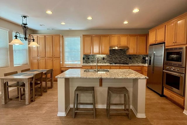 388 Village Commons Boulevard, Camarillo, CA 93012 — photo 5 of 25