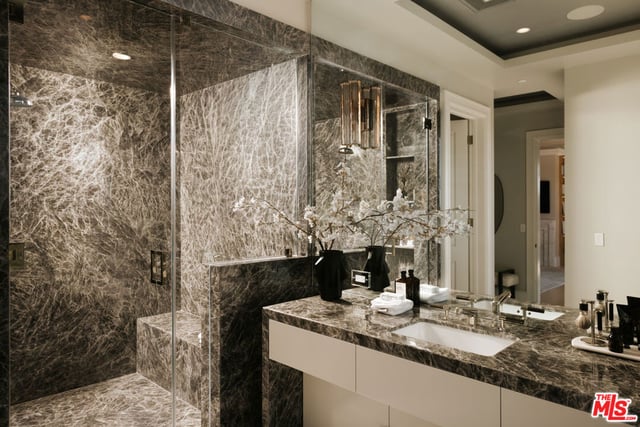 721 N Bonhill Road, Los Angeles, CA 90049 — photo 19 of 32