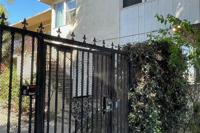 1035 E Appleton Street 2, Long Beach, CA 90802 — photo 2 of 12