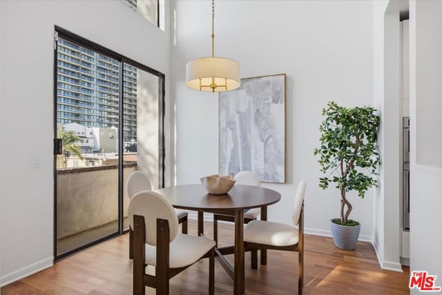1271 Granville Avenue 402, Los Angeles, CA 90025 — photo 10 of 58