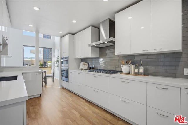 1271 Granville Avenue 402, Los Angeles, CA 90025 — photo 13 of 58