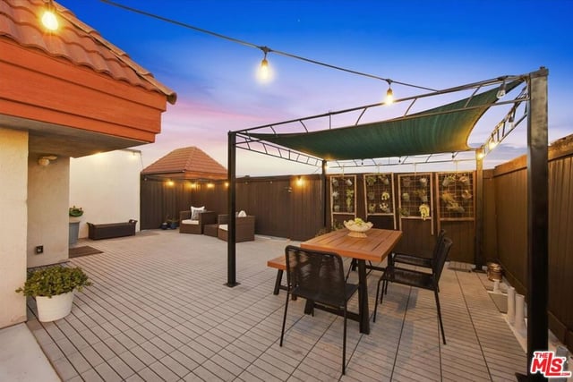 1271 Granville Avenue 402, Los Angeles, CA 90025 — photo 37 of 58