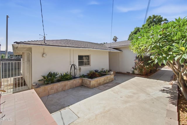 3405 Loma Vista Road, Ventura, CA 93003 — photo 36 of 47