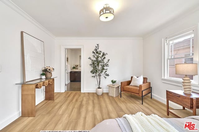 860 S Norton Avenue, Los Angeles, CA 90005 — photo 40 of 62