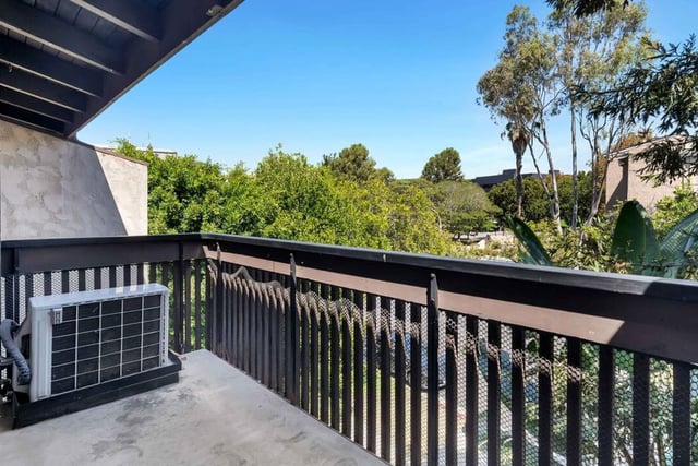 5901 Canterbury Drive 21, Culver City, CA 90230 — photo 26 of 34