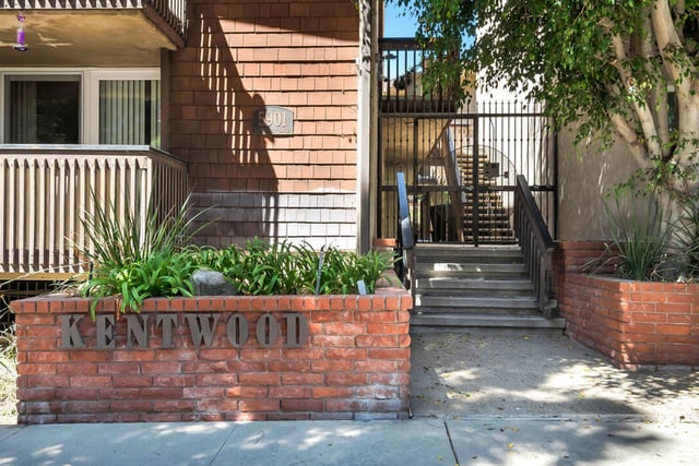 5901 Canterbury Drive 21, Culver City, CA 90230 — photo 3 of 34