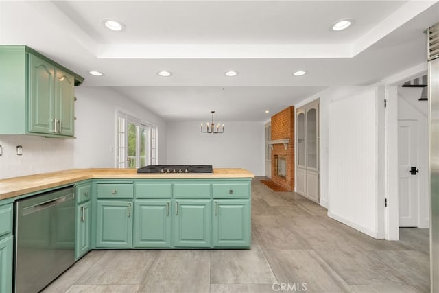 33247 Escondido Drive, Agua Dulce, CA 91390 — photo 16 of 52