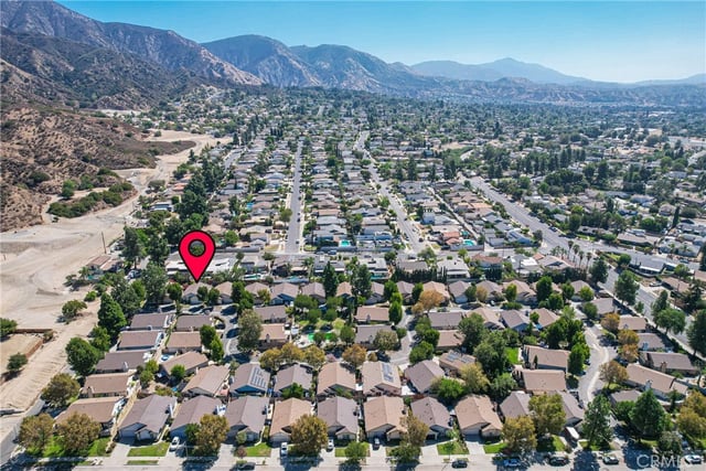 13982 Olive Grove Lane, Sylmar, CA 91342 — photo 38 of 43