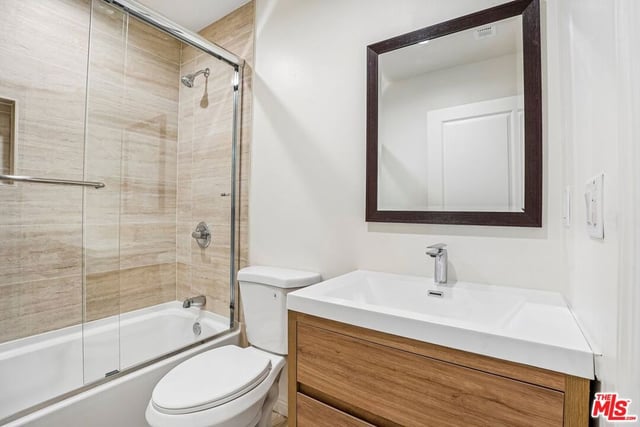 2541 Carmona Avenue, Los Angeles, CA 90016 — photo 34 of 56