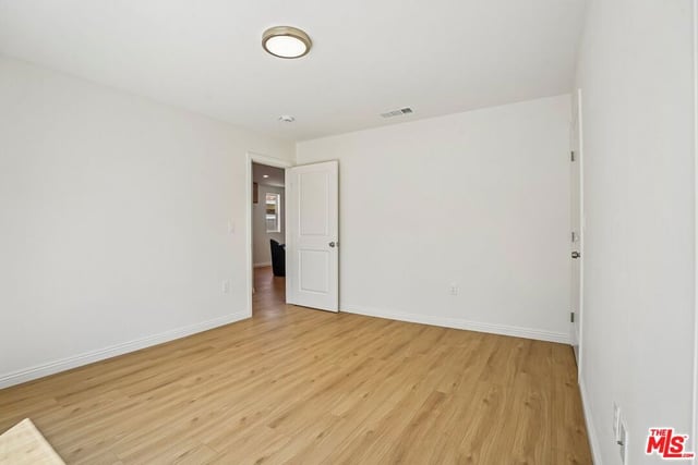 2541 Carmona Avenue, Los Angeles, CA 90016 — photo 42 of 56