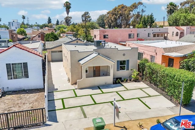 2541 Carmona Avenue, Los Angeles, CA 90016 — photo 51 of 56