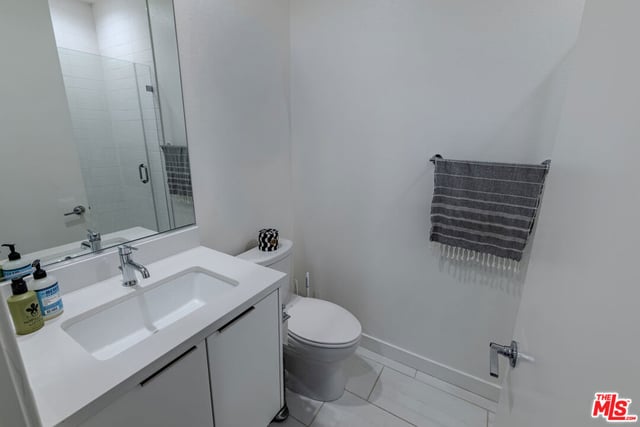 10814 Hortense Street, Los Angeles, CA 91602 — photo 13 of 27