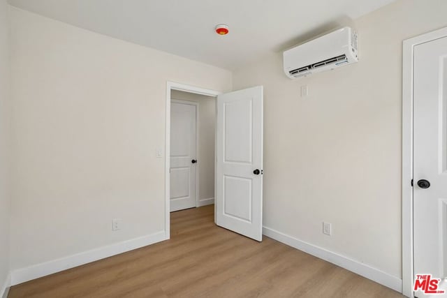 5214 Cimarron Street, Los Angeles, CA 90062 — photo 16 of 38