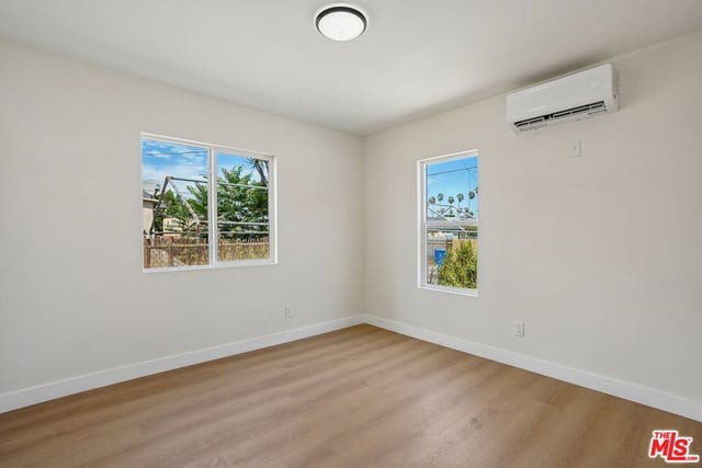 5214 Cimarron Street, Los Angeles, CA 90062 — photo 25 of 38