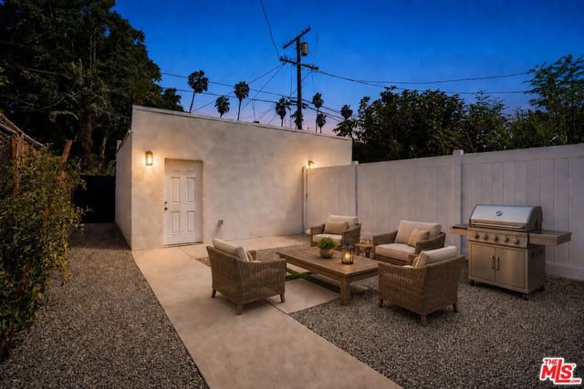5214 Cimarron Street, Los Angeles, CA 90062 — photo 28 of 38