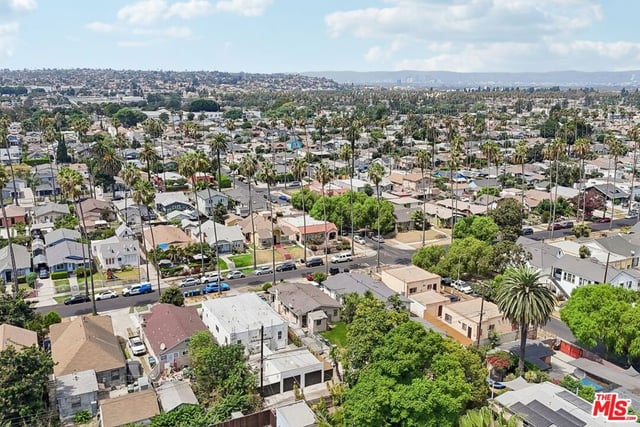 5214 Cimarron Street, Los Angeles, CA 90062 — photo 37 of 38
