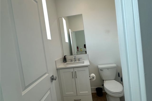 27148 Skyland, Valencia, CA 91381 — photo 15 of 37