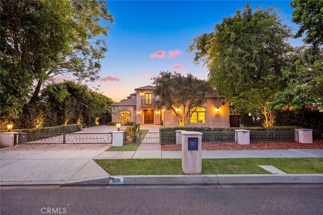 1201 S 10th Avenue, Arcadia, CA 91006 — photo 2 of 36