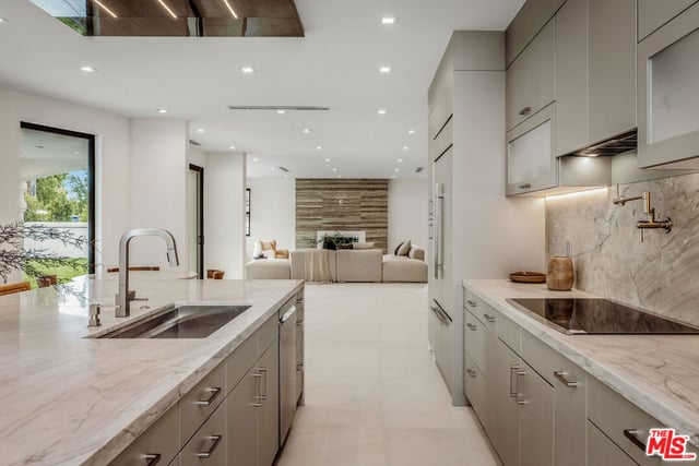 25532 Gaylord Court, Calabasas, CA 91302 — photo 11 of 50