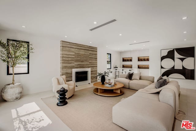 25532 Gaylord Court, Calabasas, CA 91302 — photo 12 of 50