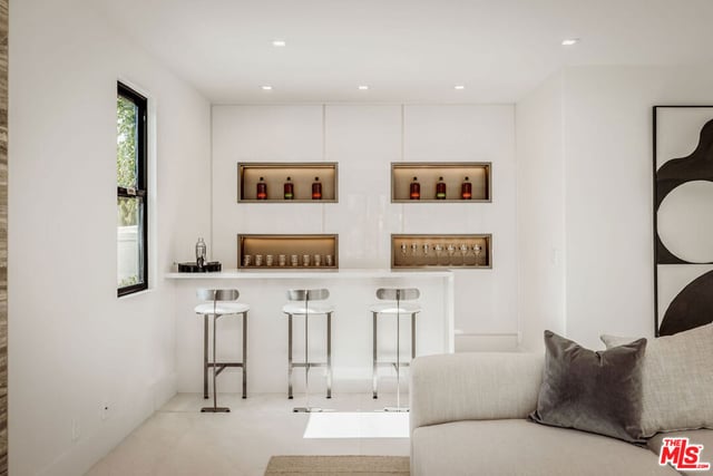 25532 Gaylord Court, Calabasas, CA 91302 — photo 13 of 50