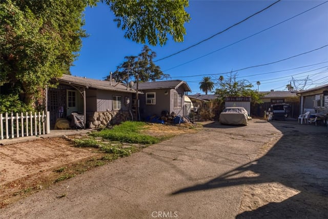 11103 Allegheny, Sun Valley, CA 91352 — photo 18 of 21