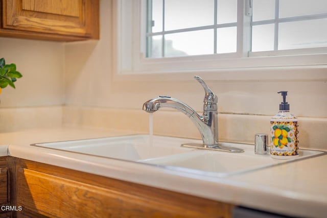 8482 Wesham Street, Ventura, CA 93004 — photo 15 of 31