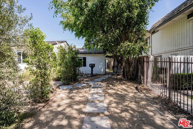6514 Coldwater Canyon Avenue, Los Angeles, CA 91606 — photo 30 of 44
