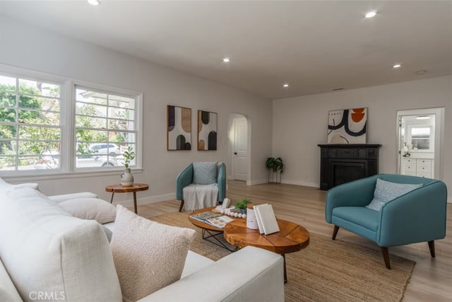 1636 N Sierra Bonita Avenue, Los Angeles, CA 90046 — photo 7 of 30