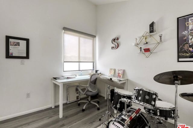 4477 Woodman Avenue 304, Sherman Oaks, CA 91423 — photo 16 of 37