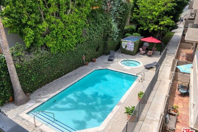 4477 Woodman Avenue 304, Sherman Oaks, CA 91423 — photo 31 of 37