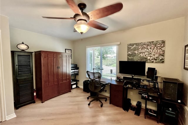 20042 AVENUE OF THE OAKS, Newhall, CA 91321 — photo 20 of 44