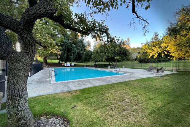 20042 AVENUE OF THE OAKS, Newhall, CA 91321 — photo 31 of 44