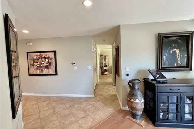 20042 AVENUE OF THE OAKS, Newhall, CA 91321 — photo 4 of 44