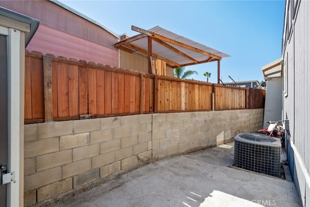 12401 Filmore Street 618, Sylmar, CA 91342 — photo 39 of 44