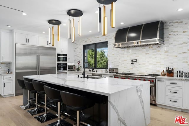 3140 Coldwater Canyon, Studio City, CA 91604 — photo 33 of 64