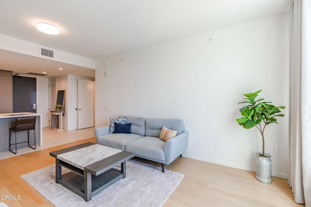 889 Francisco Street 802, Los Angeles, CA 90017 — photo 25 of 70